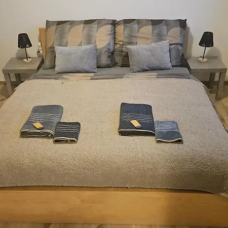 Olsany - Utulny Privatni Se Zahradou A Parkovanim U Olomouce - Private House With Garden And Parking Near Olomouc Vakantiehuis Olsany u Prostejova