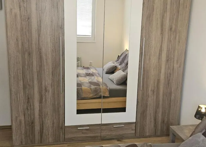 - Utulny Privatni Se Zahradou A Parkovanim U Olomouce - Private House With Garden And Parking Near Olomouc 度假居