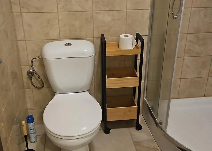 - Utulny Privatni Se Zahradou A Parkovanim U Olomouce - Private House With Garden And Parking Near Olomouc